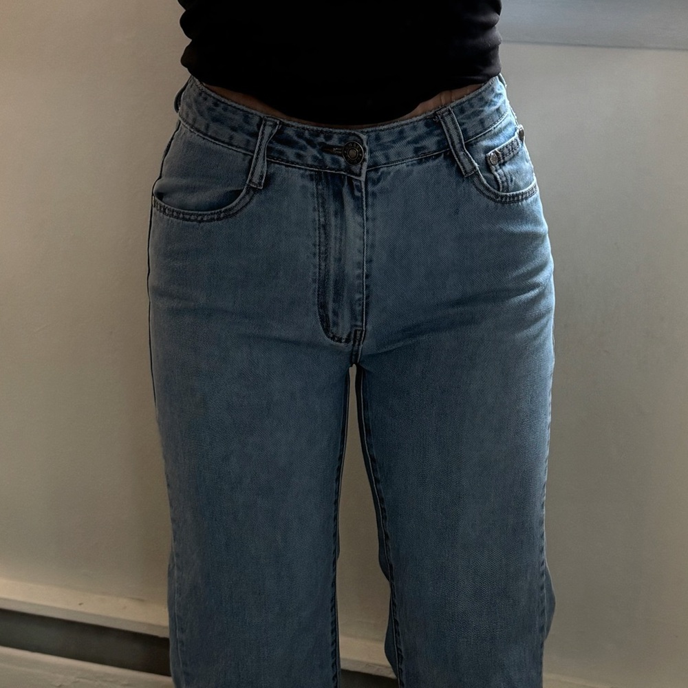 Princess Polly straight leg jeans size 4
